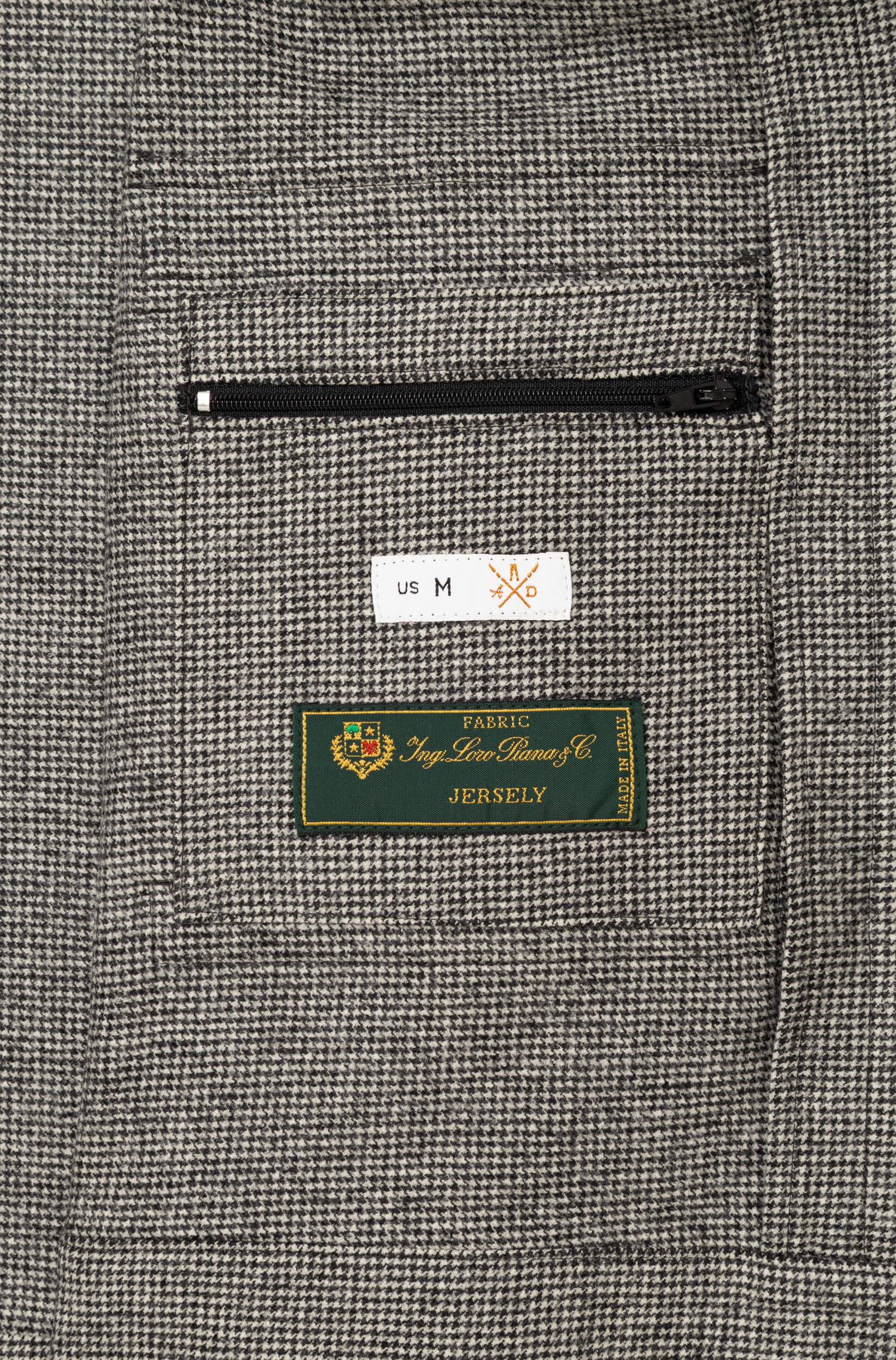 AD178 - White Houndstooth Merino Wool Jacket