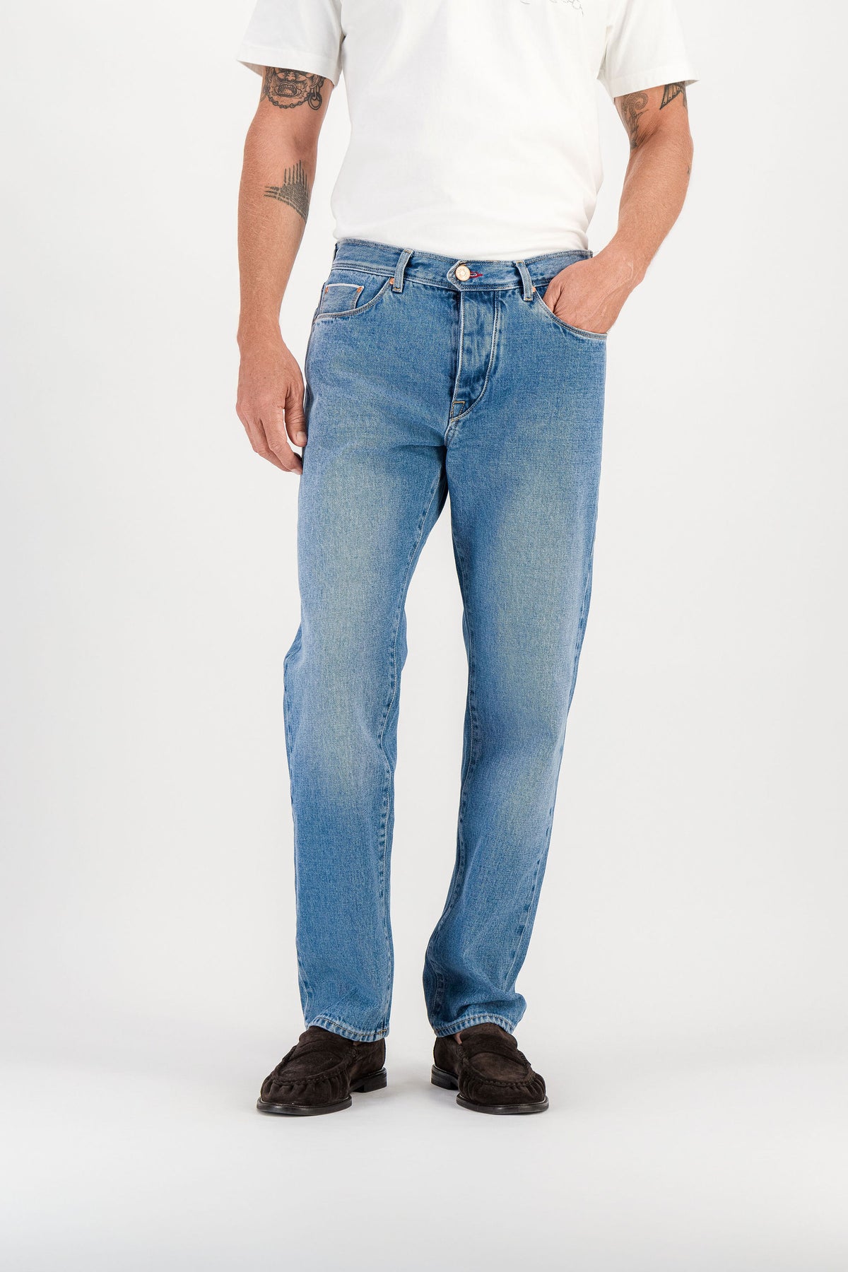 Blue stone selvedge straight jeans worn, front view hand in pocket — AD 53 Selvedge Ace Denim Paris