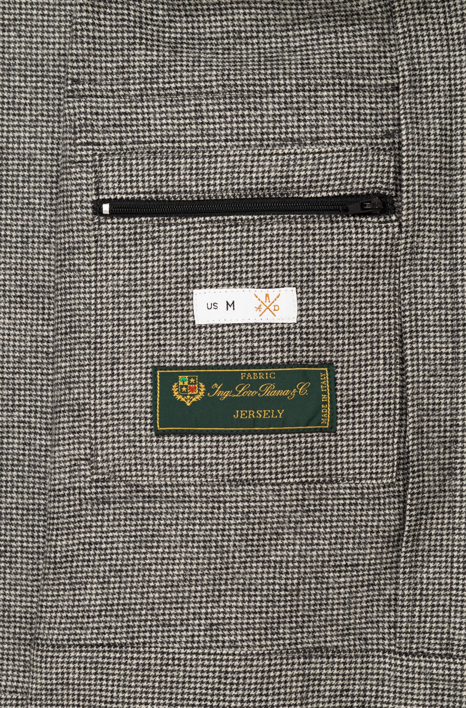 AD178 - White Houndstooth Merino Wool Jacket
