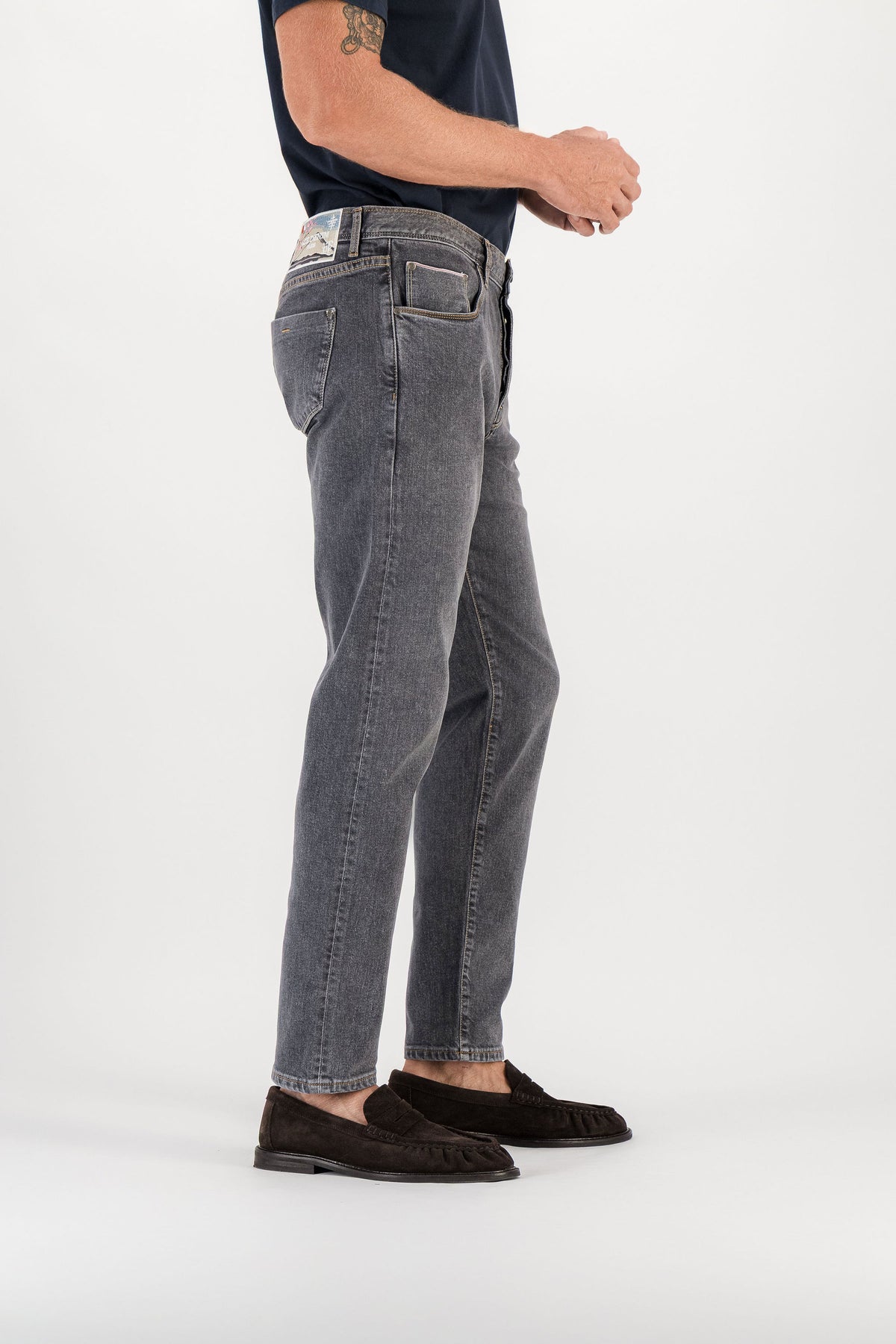 Kurabo grey carrot fit jeans side view, Mont Fuji patch visible on waistband — AD 56 Ace Denim Paris
