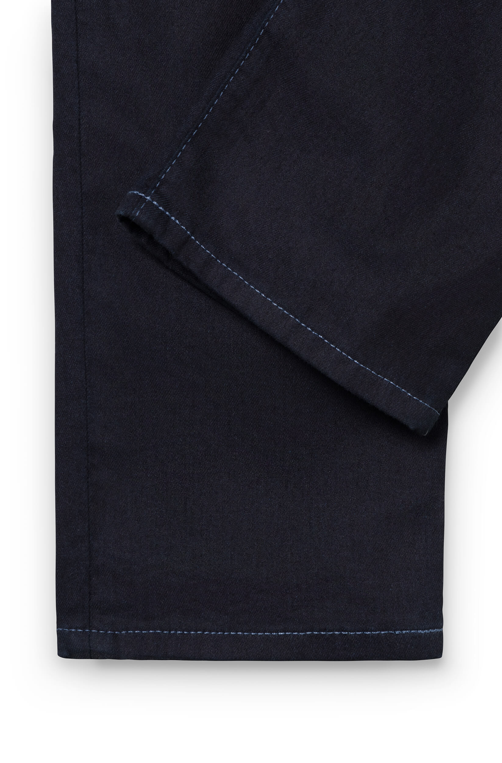 Raw denim jeans rivet