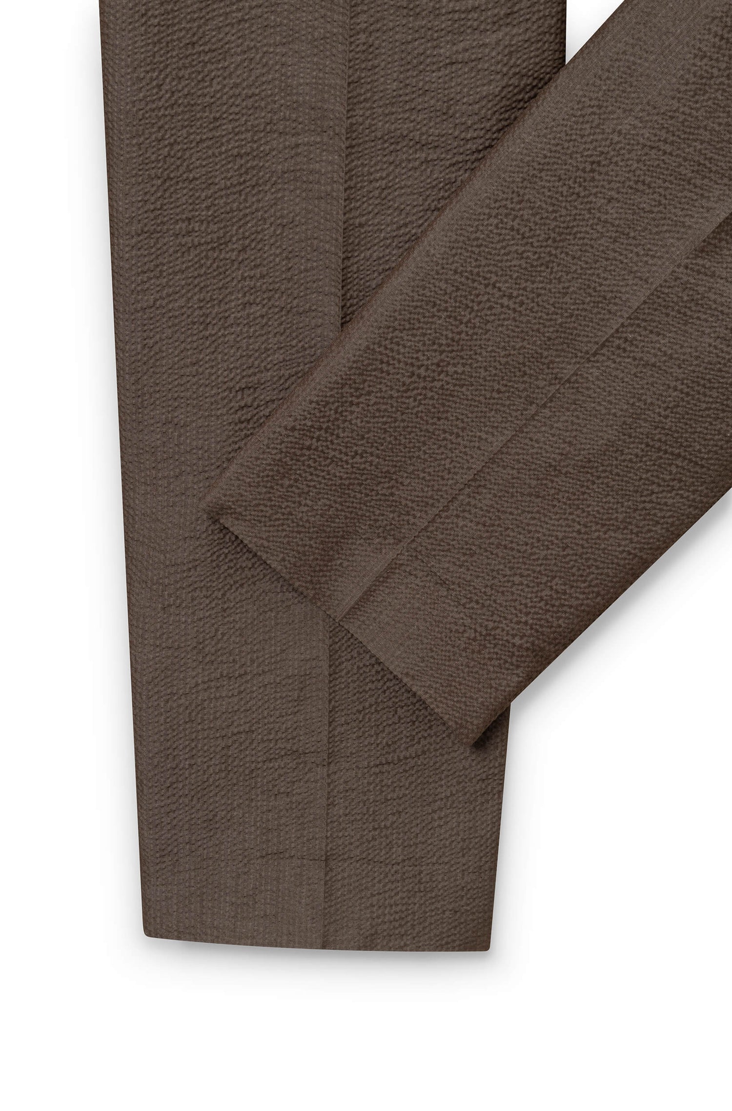Detail of the seersucker texture and the cuff at the bottom of the leg — AD 52 Ace Denim Paris