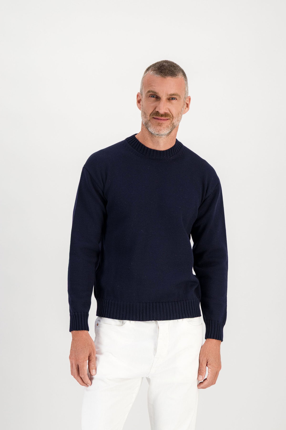 Navy crew neck sweater front view, model 186 cm size M — Ace Denim Paris