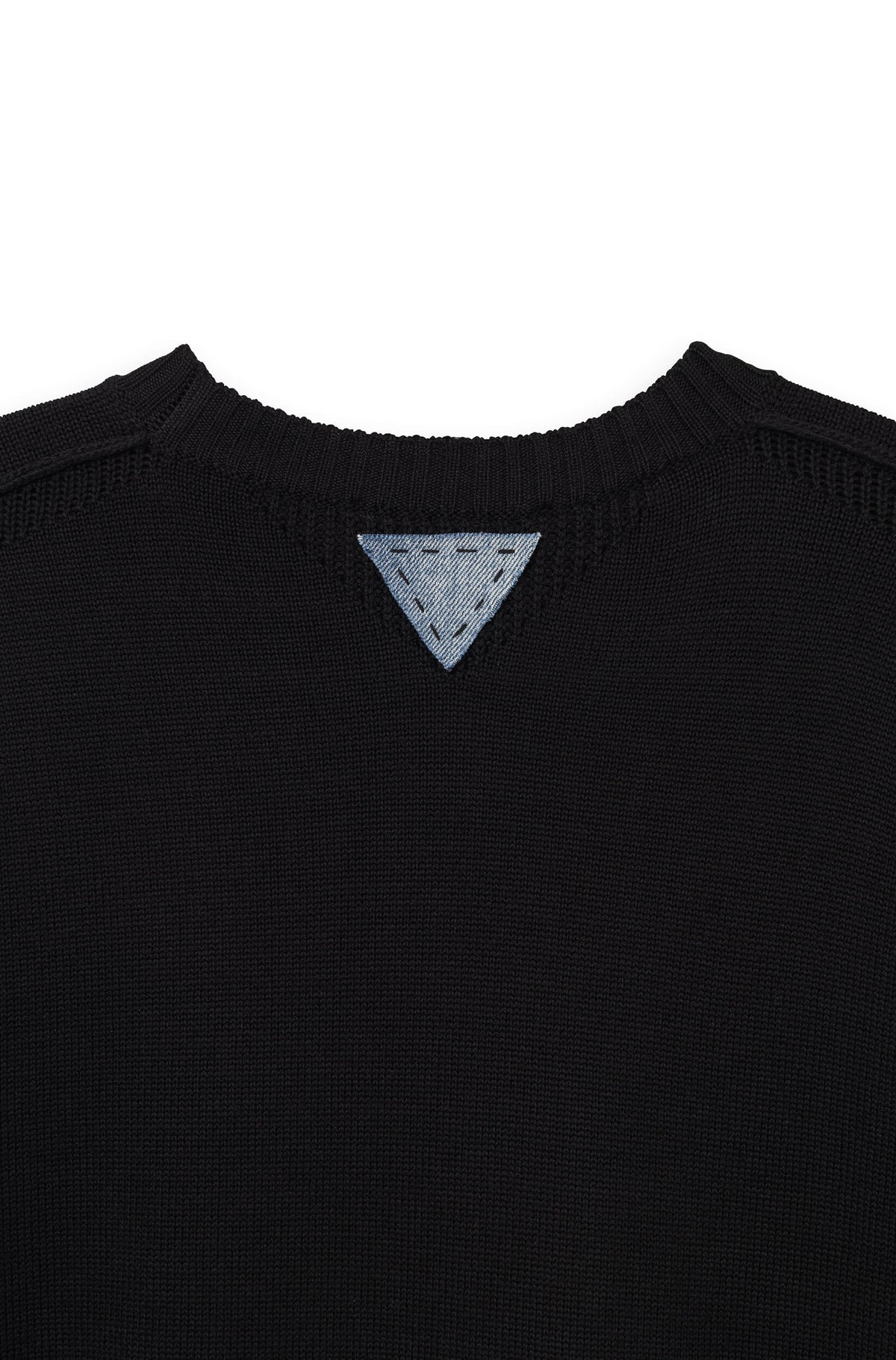 AD 199 - Pull à Col Rond en laine Noir