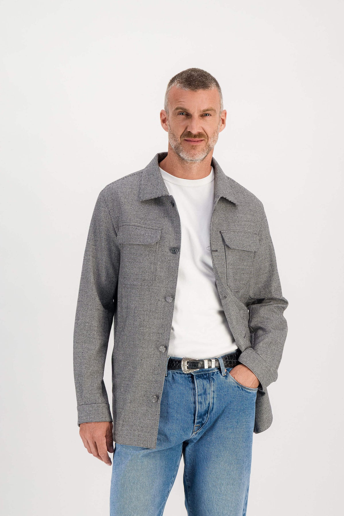 Veste laine mérinos Pied de Poule portée face ouverte, mannequin 1m86 taille M — Ace Denim Paris